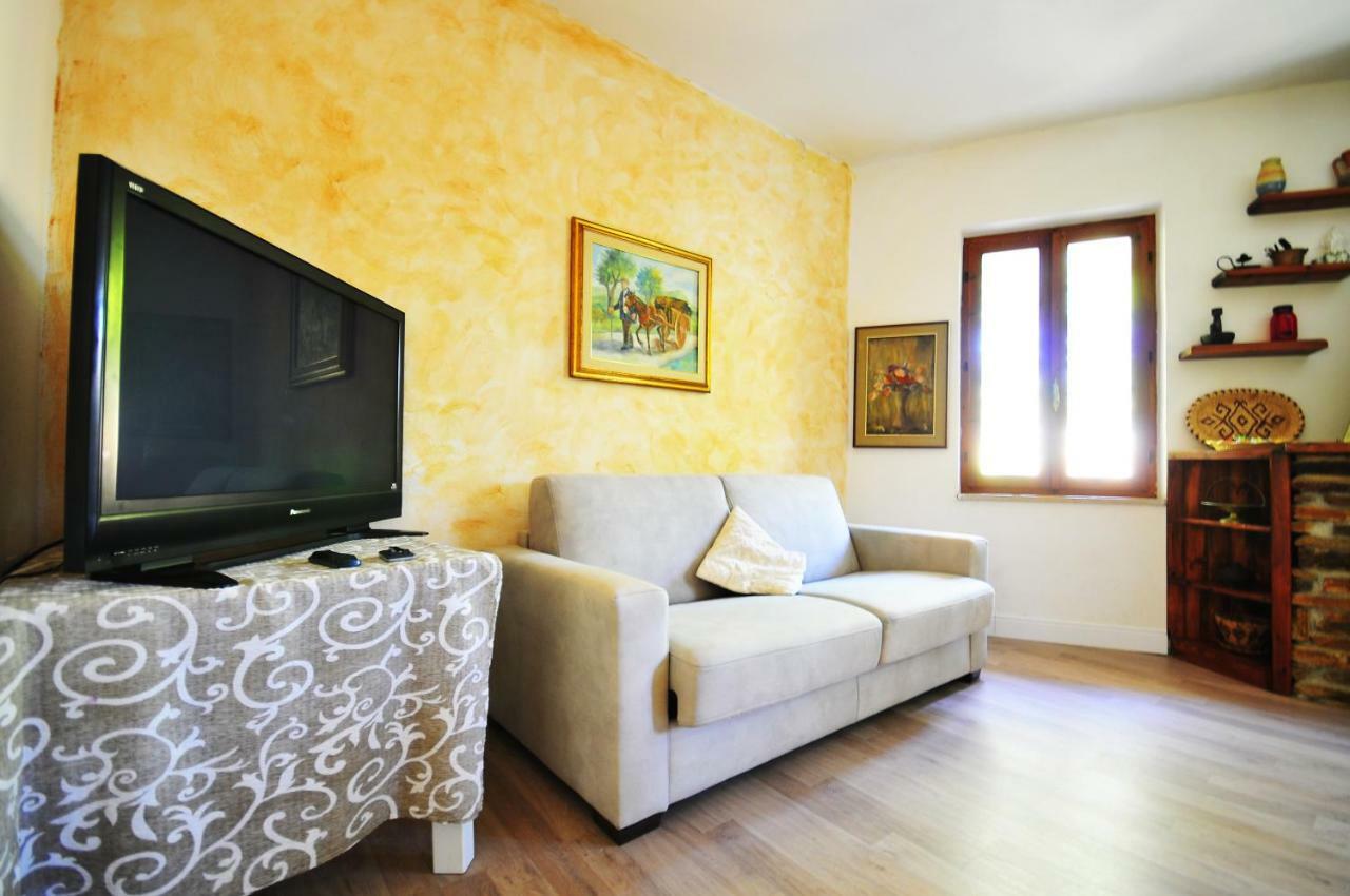 Residenza I Melograni Villa Porto Ottiolu Exterior photo